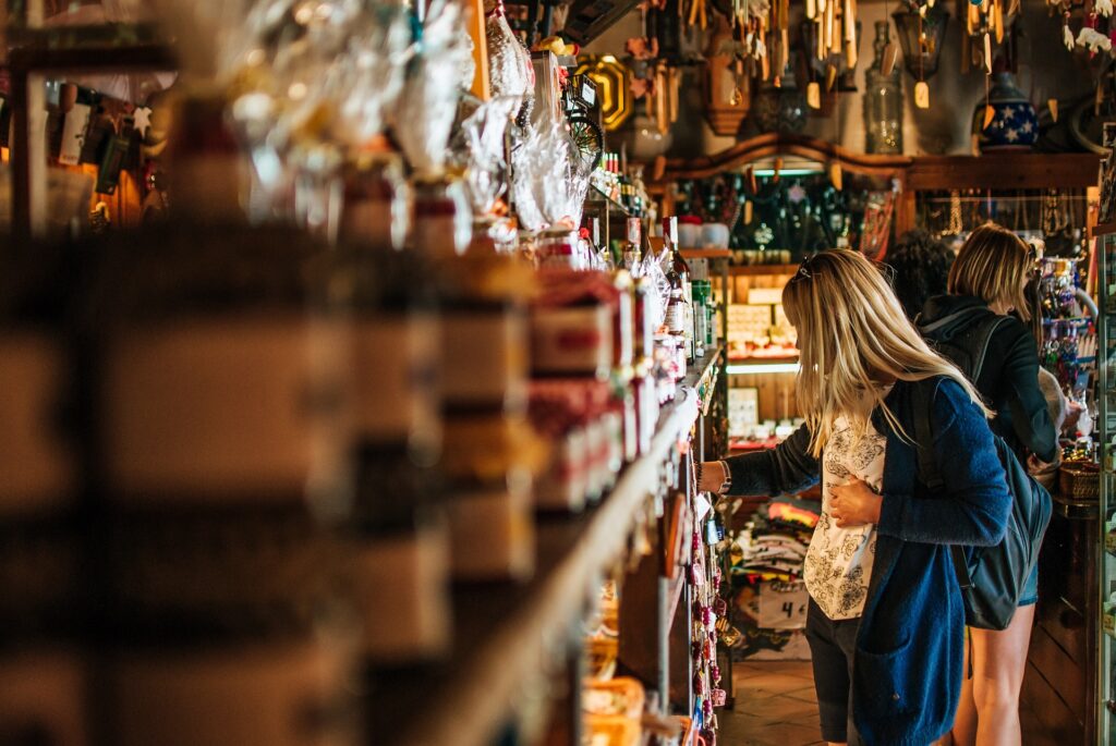 Vrindavan Market: Complete Shopping Guide